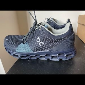 OnCloud blue sneakers. Light use!